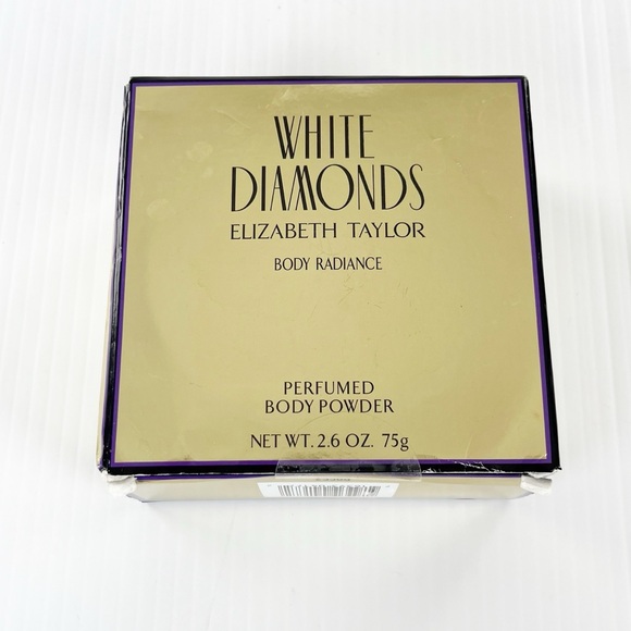Elizabeth Taylor Other - Elizabeth Taylor White Diamonds Body Radiance Perfumed Powder 2.6 Oz